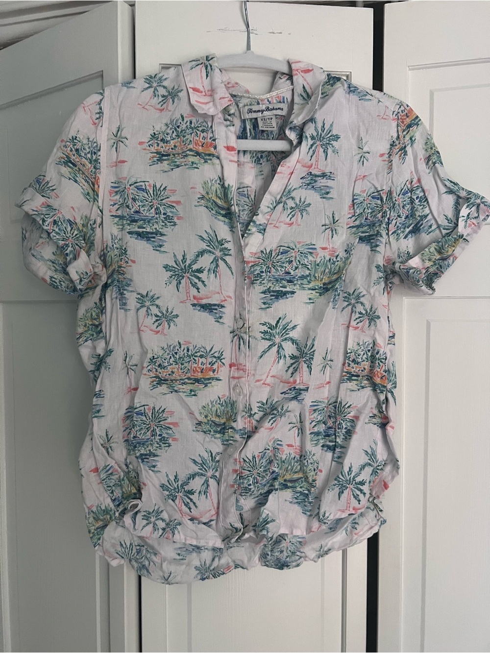 Tommy Bahama White Tropical Island Print Short Sleeve Button-Front Shirt